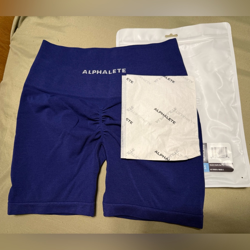 Alphalete Women's Deep Blue Bike Shorts